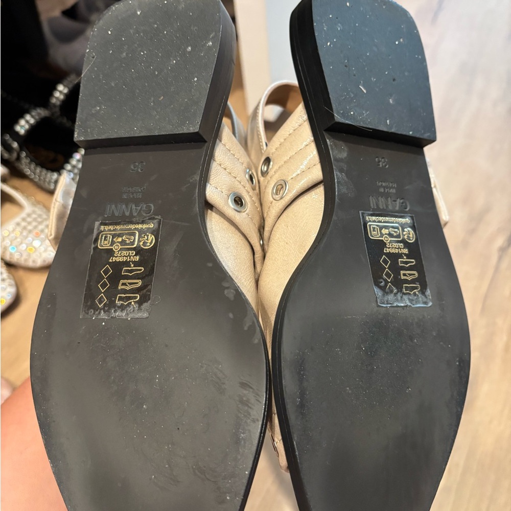 Ganni flats size 35 - Picture 3 of 3